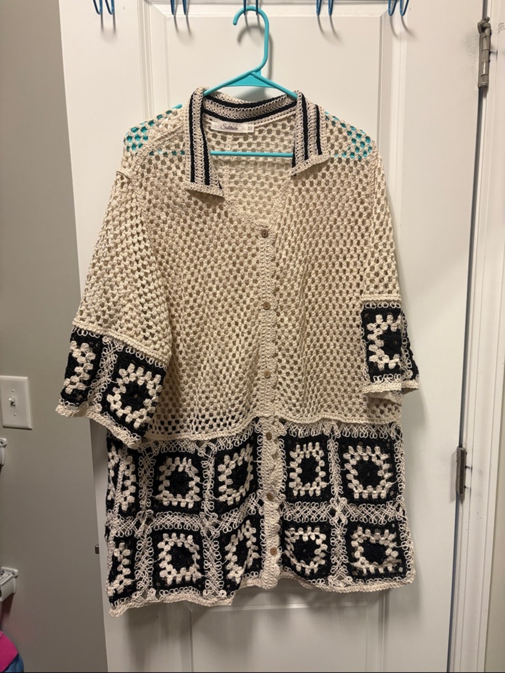 Solitaire Crochet Button-Front Swim Cover up in Cream and Black 2XL